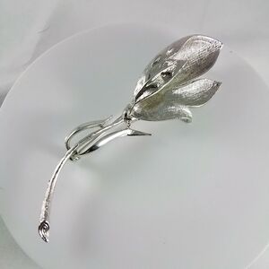 Large Signed Vintage Coro Silvertone Floral Brooch